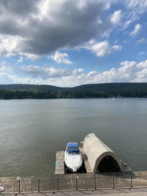 54 Board Rd, West Milford Twp., NJ 07421