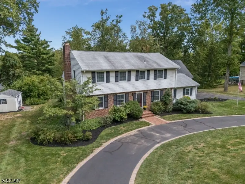 25 Fawn Dr, Raritan, NJ 08822 - #3