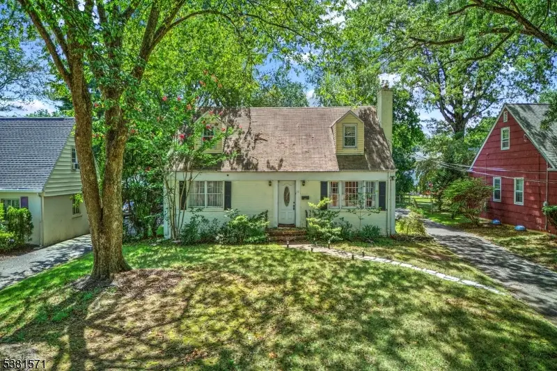 341 W End Ave, North Plainfield, NJ 07063 - Image #2