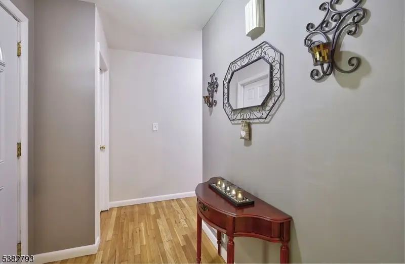 402 Frank Applegate Rd, Jackson Township, NJ 08527 - Image #3