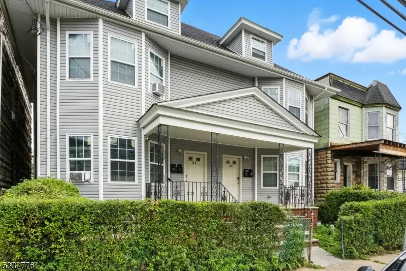 24 Willoughby St, Newark, NJ 07712 - Image #3