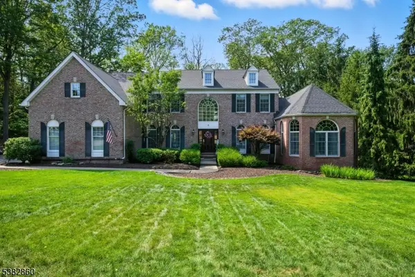 6 Knoll Top Court, Denville Twp., NJ 07834