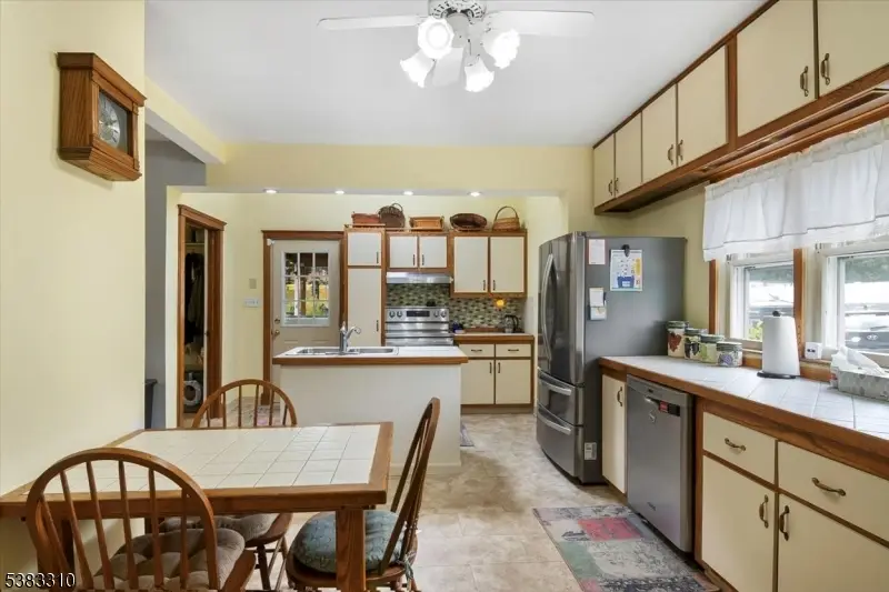 64 Franklin Ave, Rockaway, NJ 07866 - Image #2