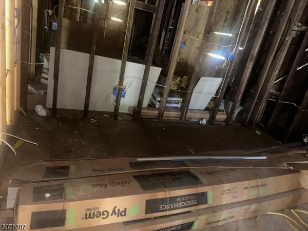 338 Clifton Ave, Newark City, NJ 07104