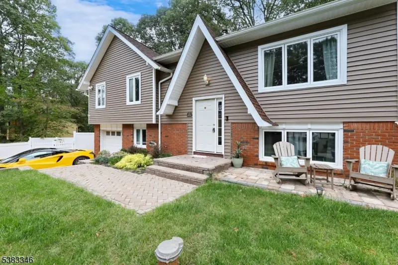 11 Idalroy Trl, Hopatcong, NJ 07843 - Image #3