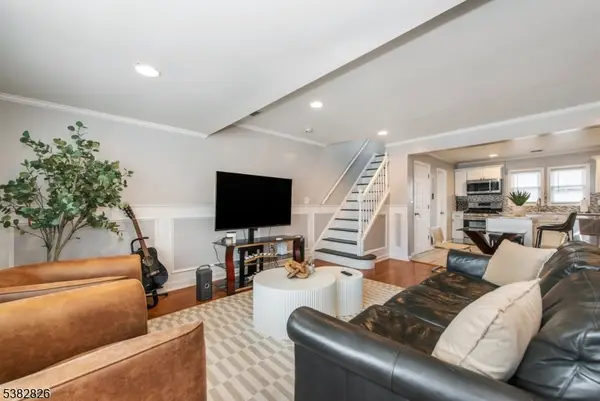 9 Peru Rd, Clifton City, NJ 07012