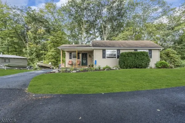 11 Henry Budd Circle, Fredon Twp., NJ 07860