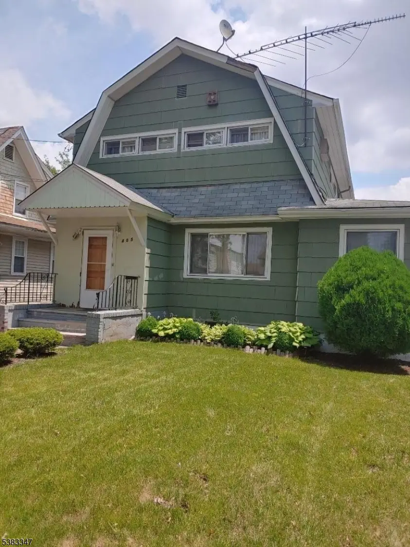 405 E 40th St, Paterson, NJ 07504 - Image #1