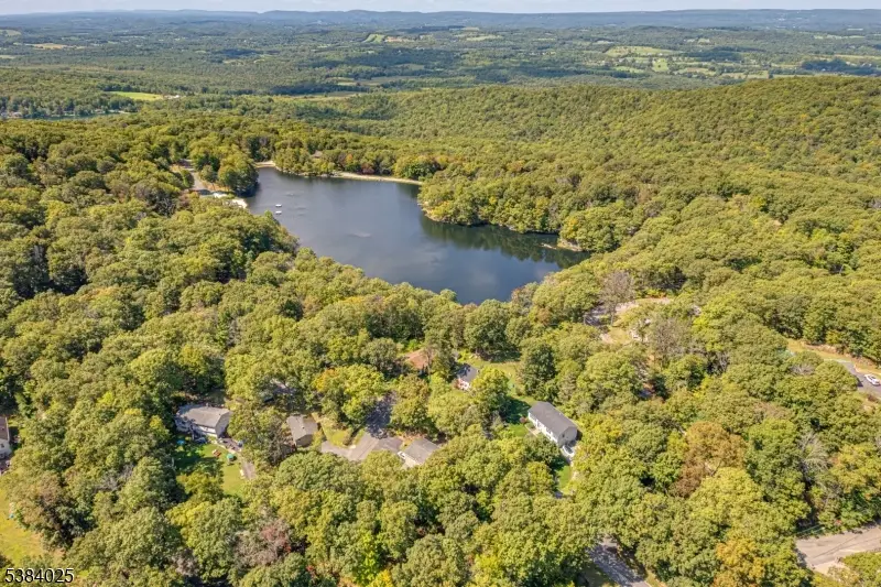 5 Splitrock Ln, Vernon Township, NJ 07461 - Image #1