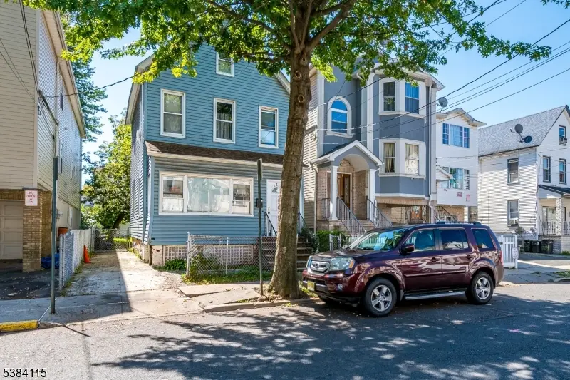 1018 Anna St, Elizabeth, NJ 07201 - Image #2