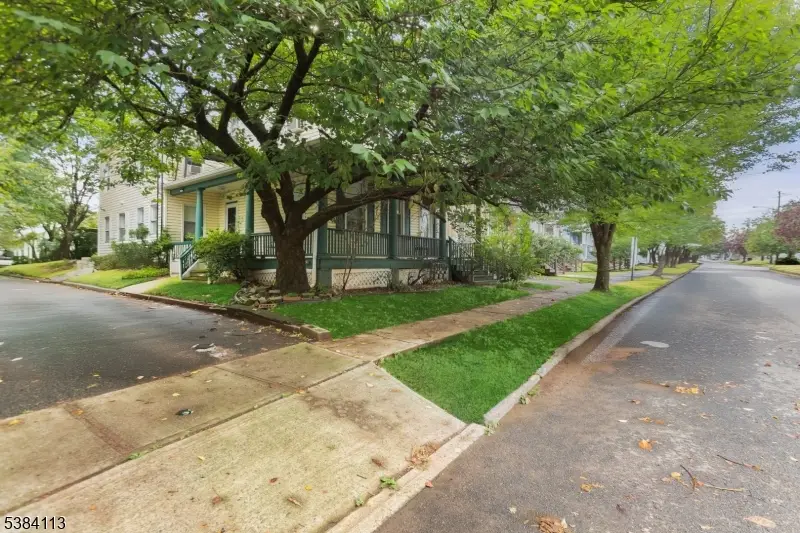 380 Seminary Ave, Rahway, NJ 07065 - Image #1