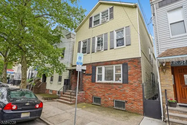 390 Lafayette St, Newark City, NJ 07105