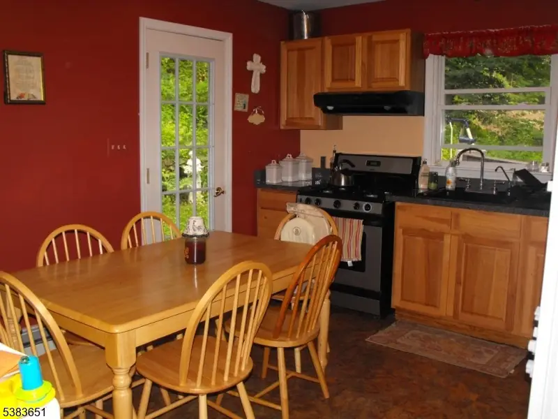 48 E Shore Dr, Vernon Township, NJ 07462 - Image #3