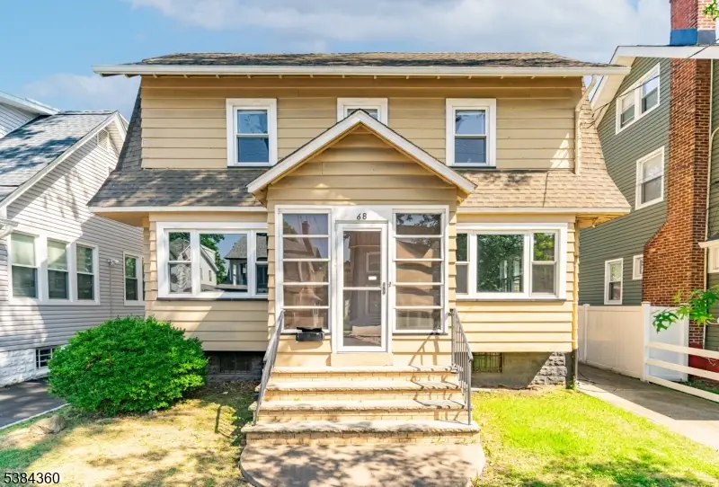 68 Richelieu Pl, Newark, NJ 07106 - Image #1