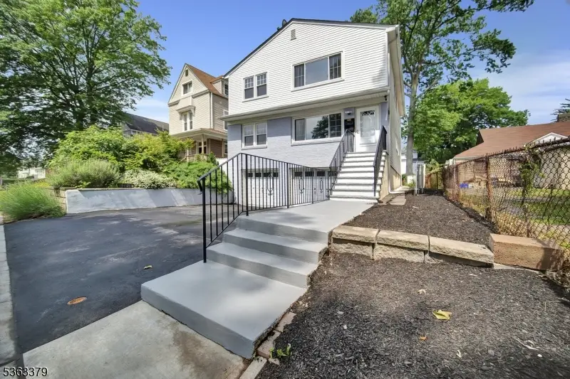 509 N Grove St, East Orange, NJ 07017 - Image #3