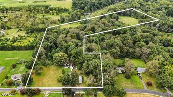 24 Locust Grove Rd, Franklin Twp., NJ 08867