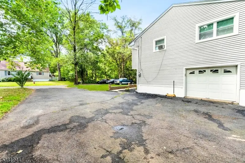 140 De Hart St, Lincoln Park, NJ 07035 - #3