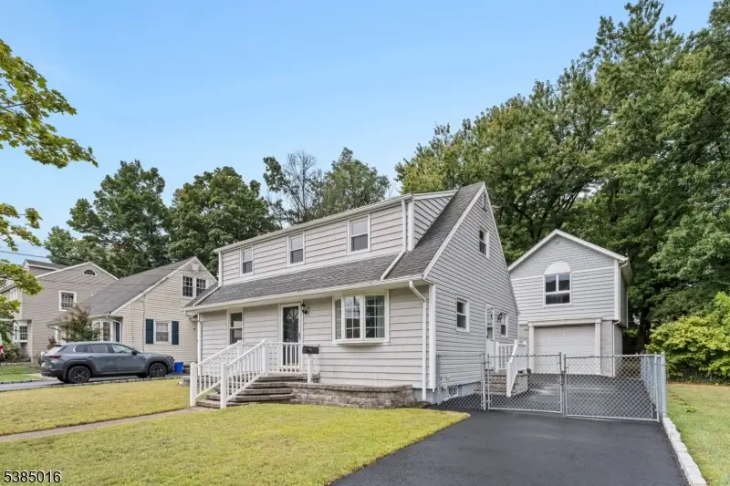 18 Farmingdale Ave, Brookdale, NJ 07003 - Image #3