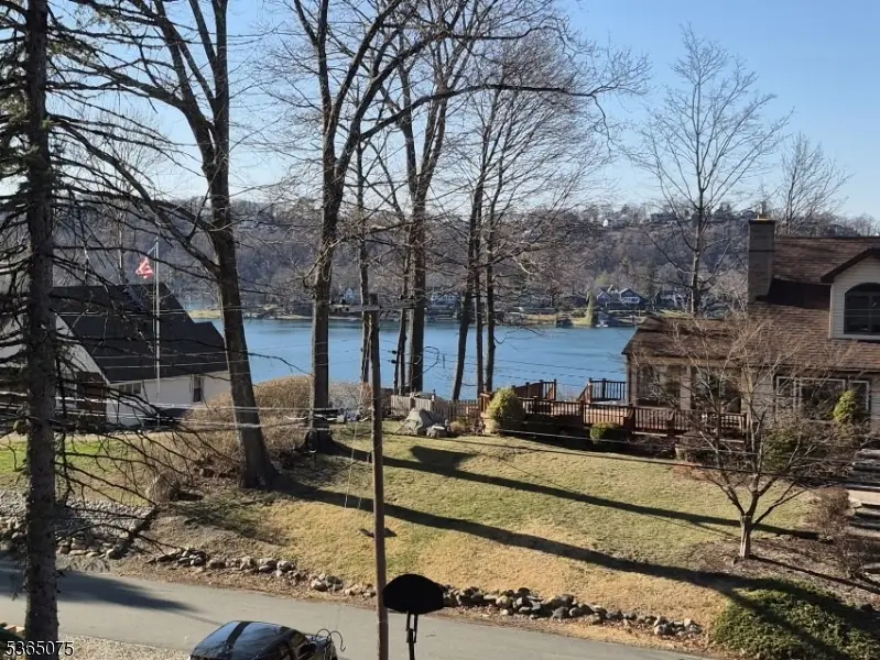 126 Hilltop Trl, Lake Mohawk, NJ 07871 - Image #2