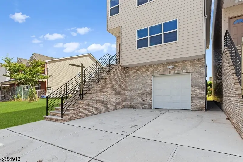 484 S 19th St, Newark, NJ 07103 - #3