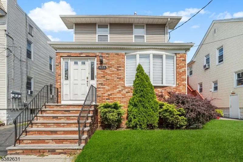 428 Brook St, Linden, NJ 07036 - Image #1