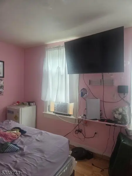 25 Morton Pl, Jersey City, NJ 07305 - #1