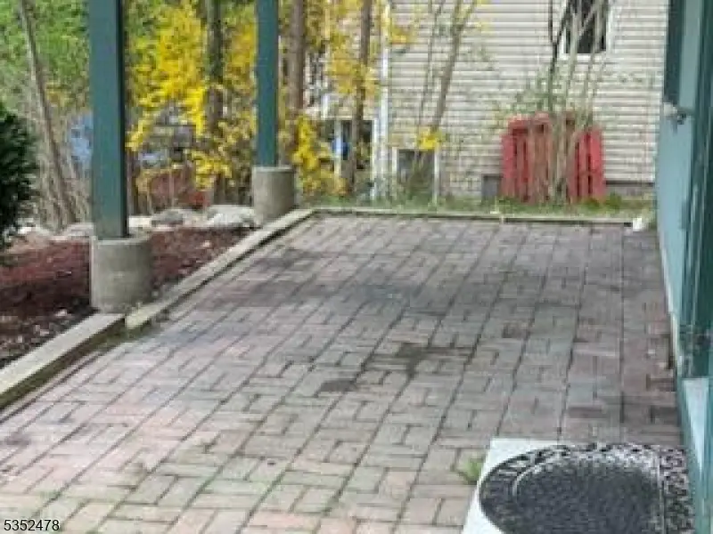 83 Lakeside Dr, Vernon Township, NJ 07461 - Image #2