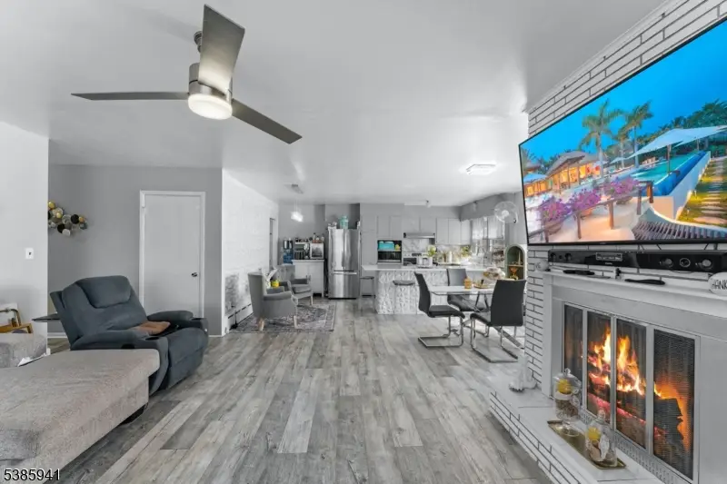 325 N 7th Ave, Manville, NJ 08835 - Image #3