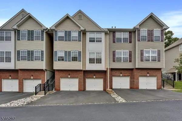 143 Conover Ter, Lebanon Boro, NJ 08833