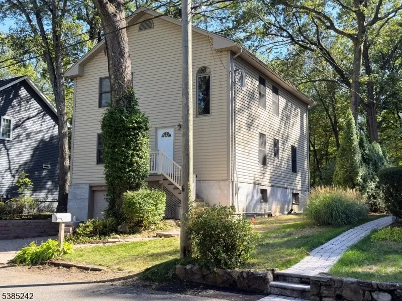 35 Oakdale Rd, Rainbow Lakes, NJ 07834 - Image #2