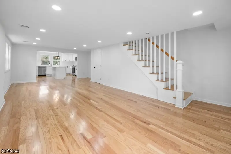 206 Linden Ave, Verona, NJ 07044 - Image #3