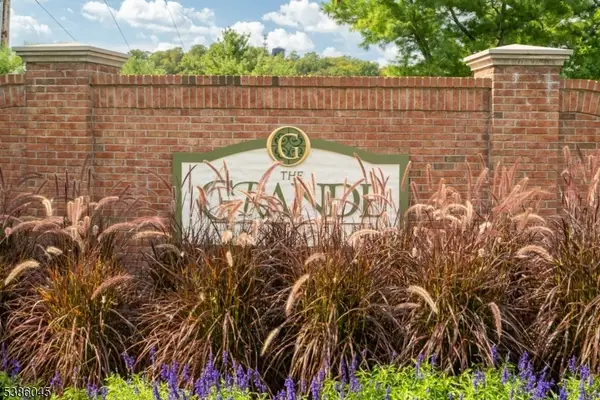 7217 Coventry Ct, Riverdale Boro, NJ 07457