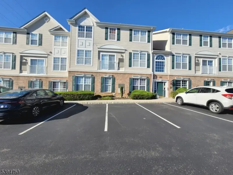 225 Windmill Ct, Lopatcong, NJ 08865 - #1