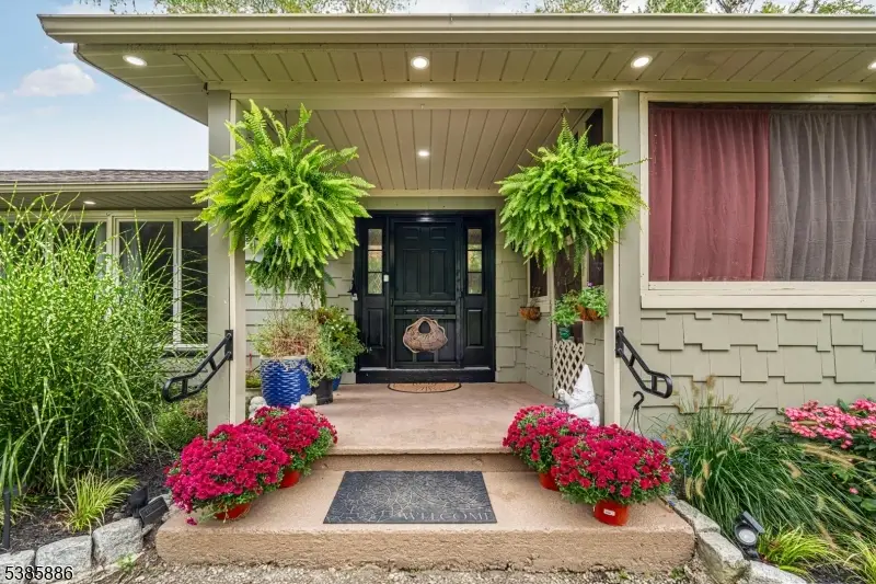 76 Glen Rd, Wantage, NJ 07461 - Image #2