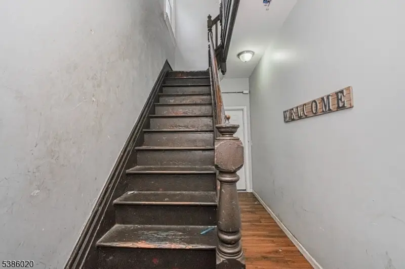 16 Alexander St, Newark, NJ 07106 - Image #3