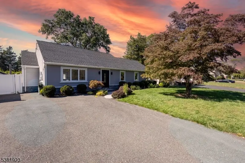 36 Leonard Ter, Wayne, NJ 07470 - Image #1