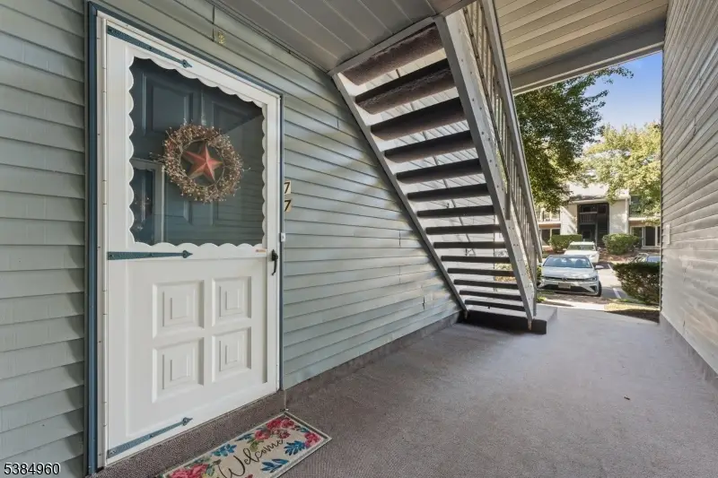 77 Haverhill Pl, Franklin, NJ 08873 - #1