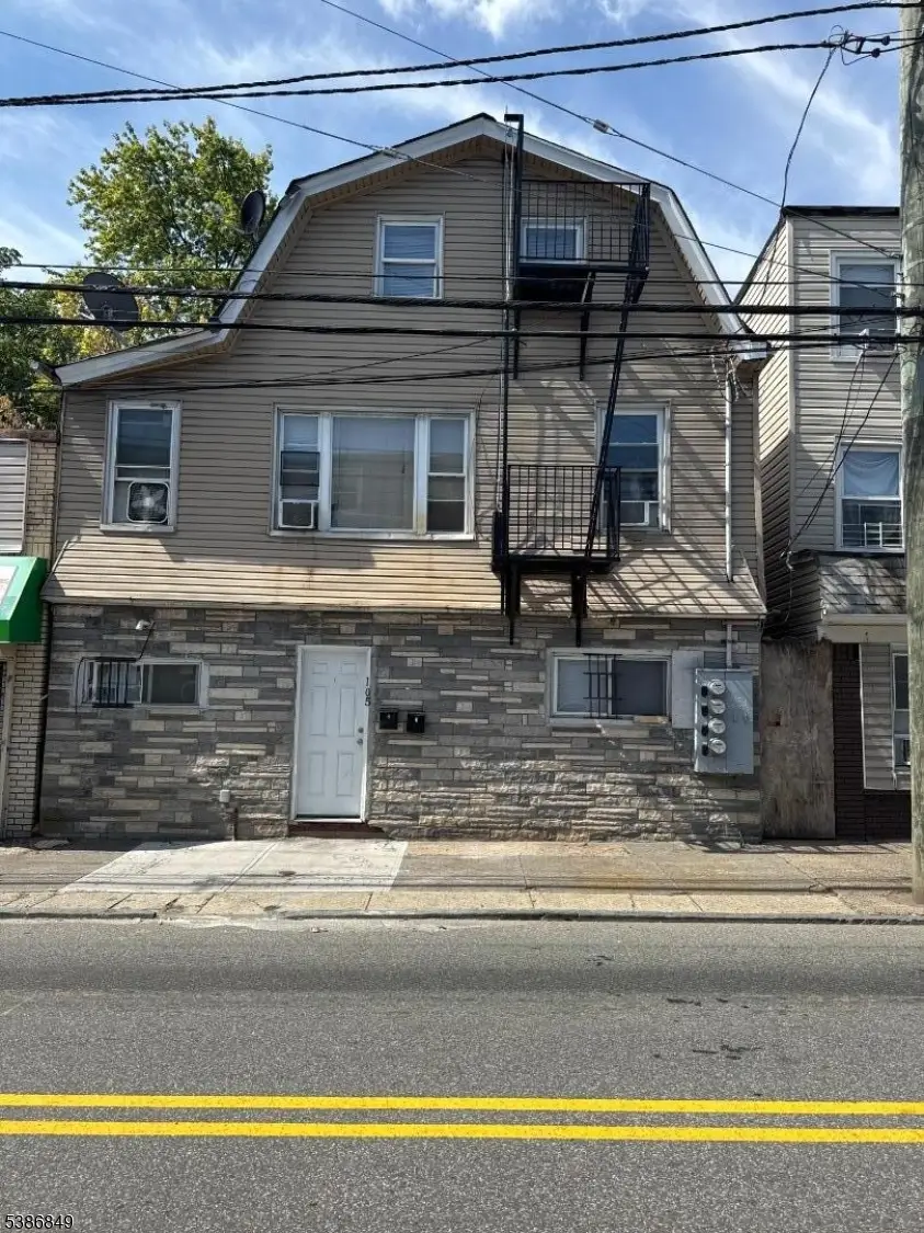 105 E Main St, Paterson, NJ 07522 - Image #1