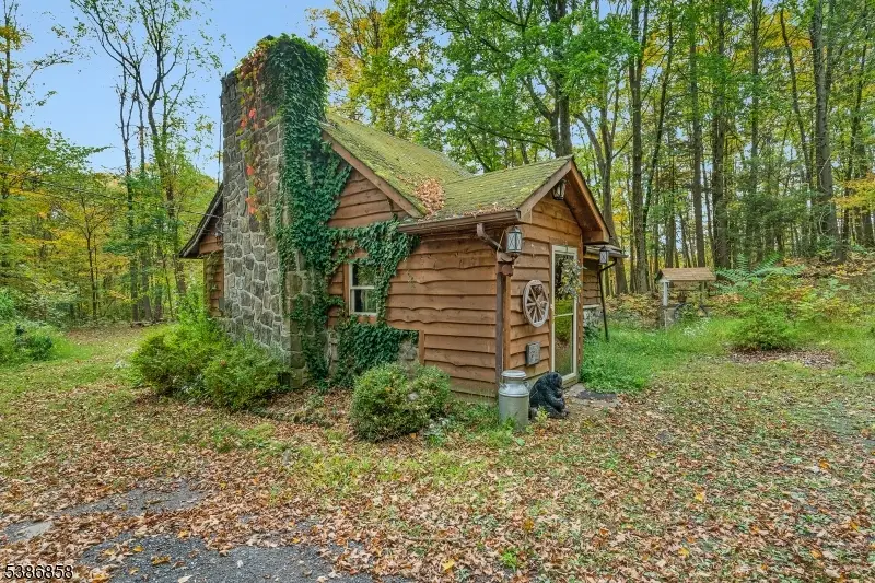 33 Silver Lake Rd, Hardyston, NJ 07460 - Image #3