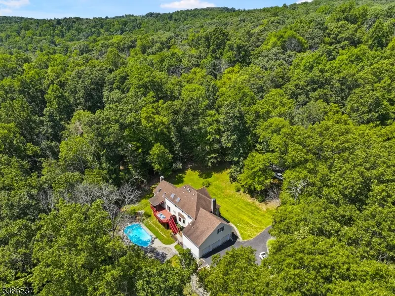 910 Ravine Rd, Lebanon Township, NJ 07830 - Image #2