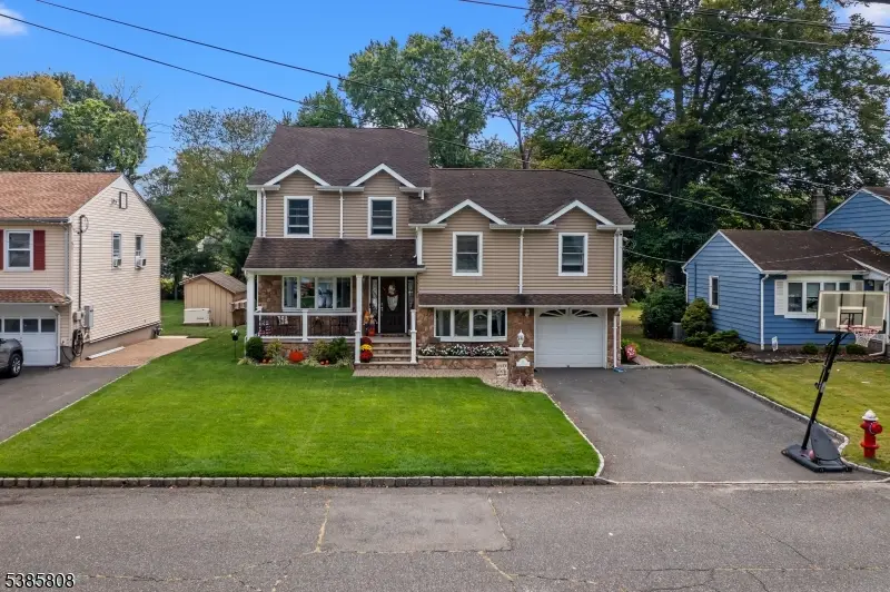 35 Sherwood Rd, Kenilworth, NJ 07033 - Image #1