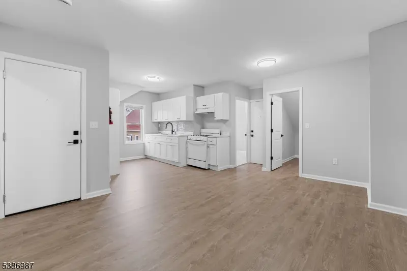 128 Keen St, Paterson, NJ 07524 - Image #2