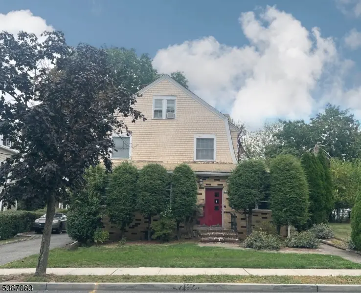 377 Hillside Ave, Orange, NJ 07050 - Image #2