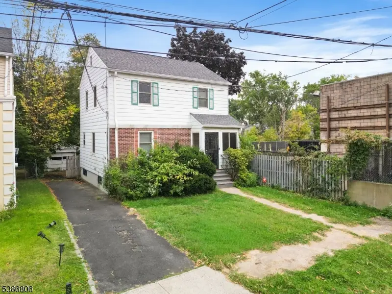 326 Eastern Pkwy, Newark, NJ 07106 - Image #2