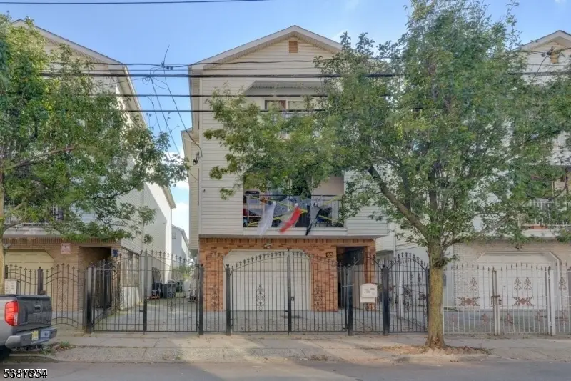 65 Oliver St, Newark, NJ 07105 - Image #1