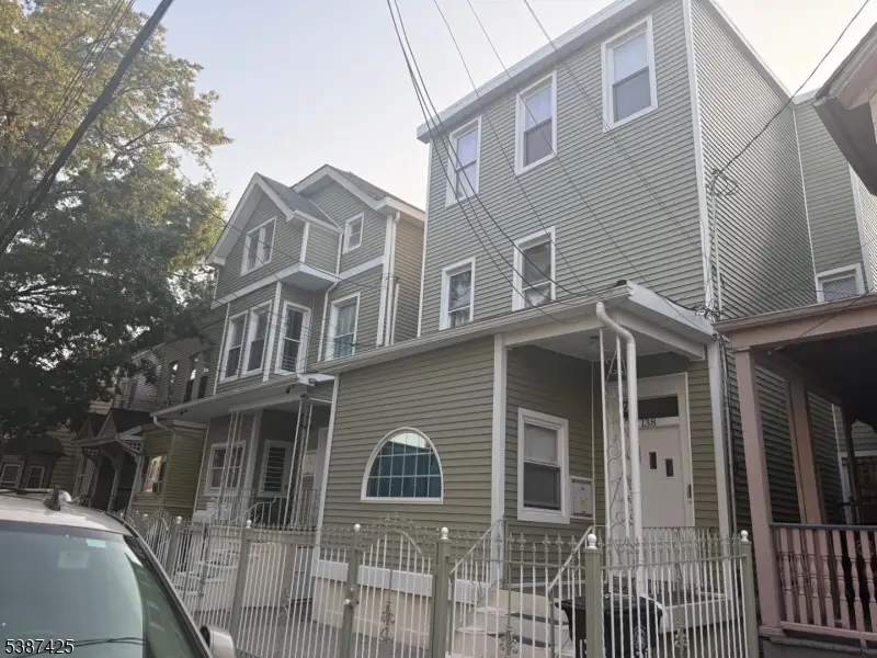 136 Garside St, Newark, NJ 07104 - Image #2