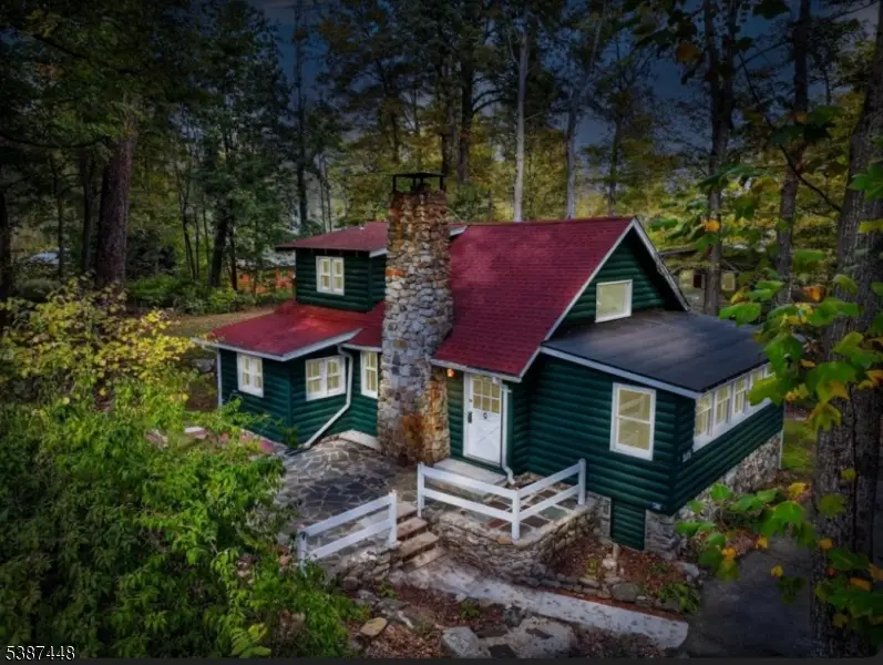 2115 Lakeside Dr, Highland Lakes, NJ 07422 - Image #2