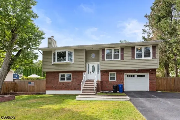 134 Monroe Trl, Hopatcong Boro, NJ 07843