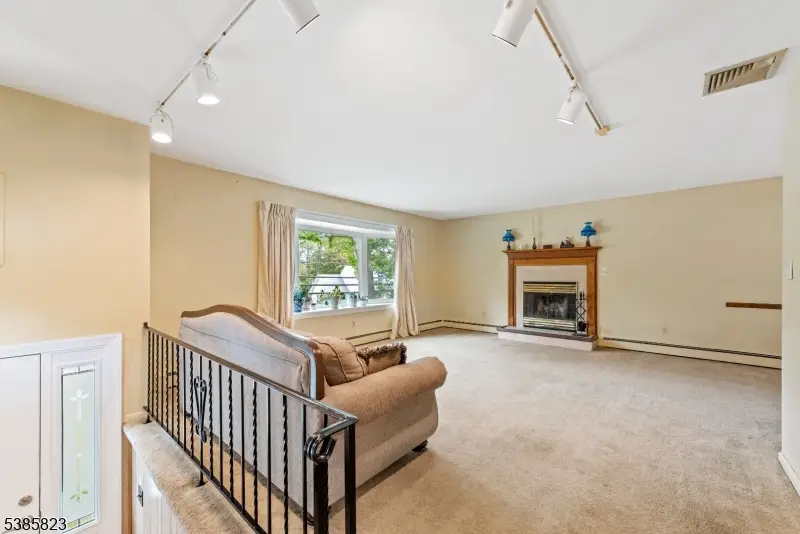 134 Monroe Trl, Hopatcong, NJ 07843 - Image #2