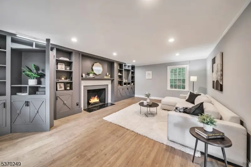 359 Dogwood Way, Mountainside, NJ 07092 - Image #1